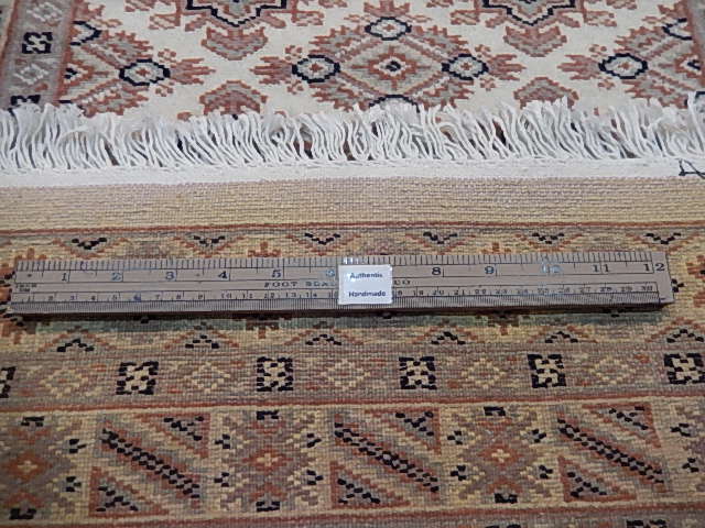 back of the rug -Authenticity of the weave HANDMADE  Area Rug